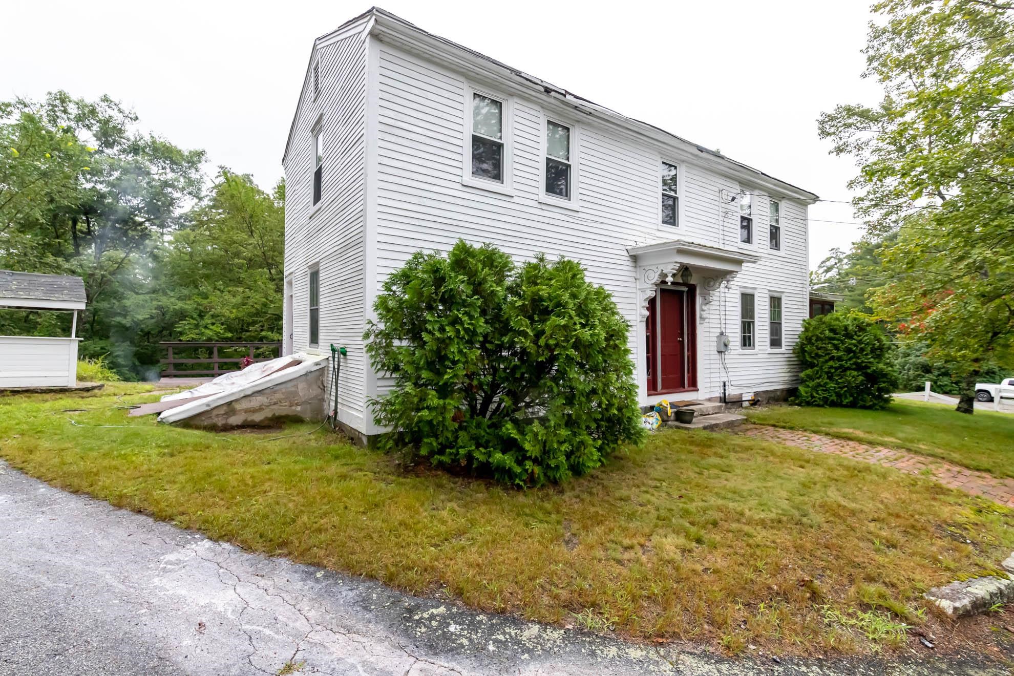 190 Deerfield Road Candia, NH 03034 - Photo 1 of 40