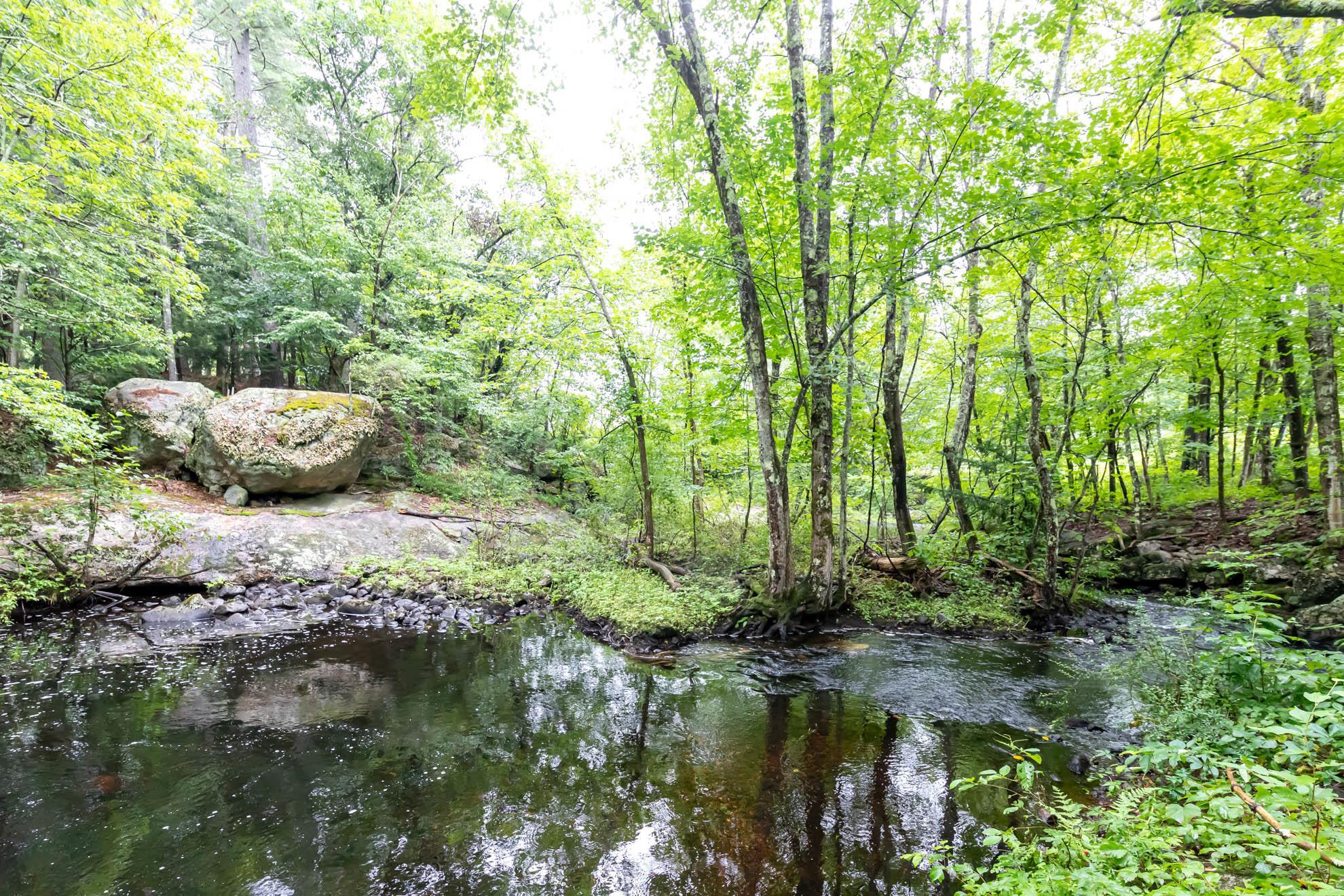 190 Deerfield Road Candia, NH 03034 - Photo 30 of 40
