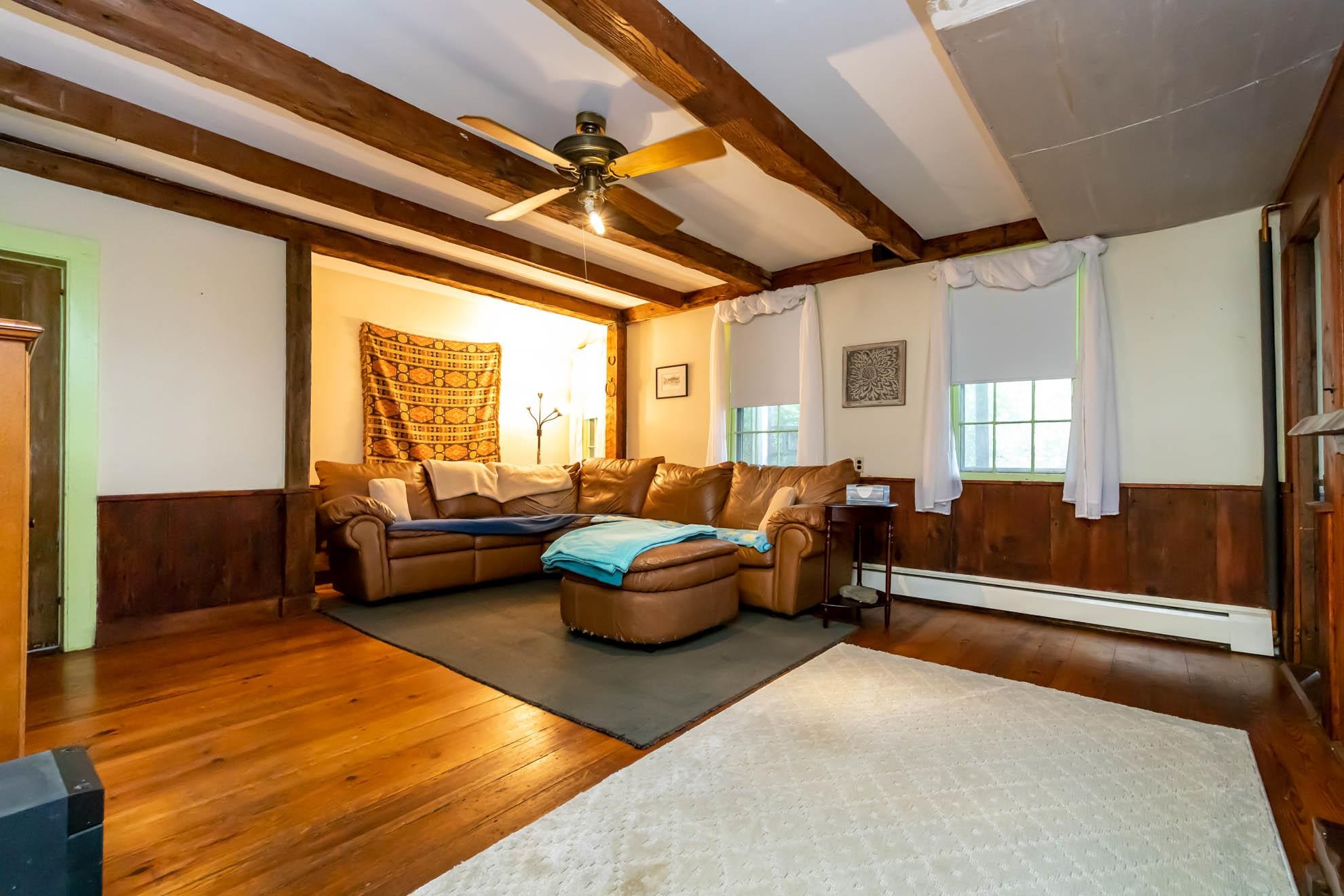 190 Deerfield Road Candia, NH 03034 - Photo 4 of 40