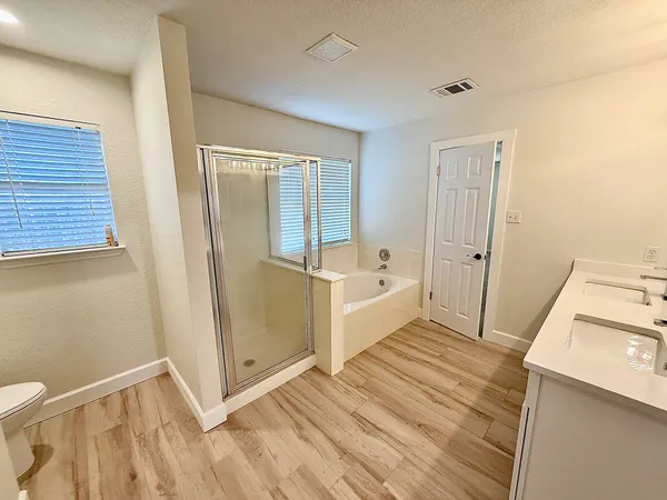$2,100 | 133 Paige Bend, Hutto, TX 78634