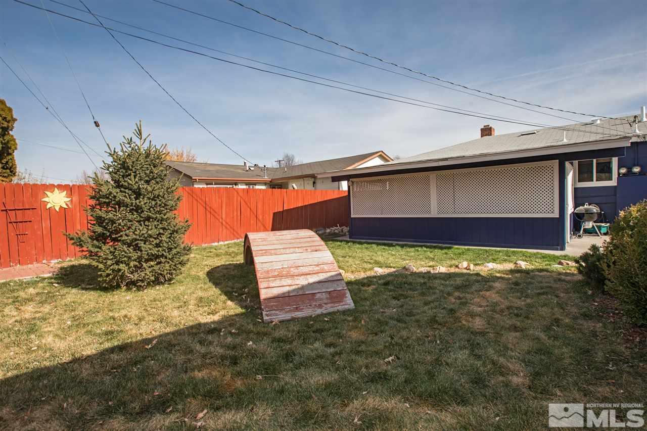 1665 Clemson Road Reno, NV 89502 - Photo 25 of 25 a front view of house with yard