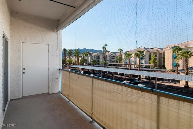 $154,900 | 3550 Bay Sands Drive, Unit 2080, Laughlin, NV 89029