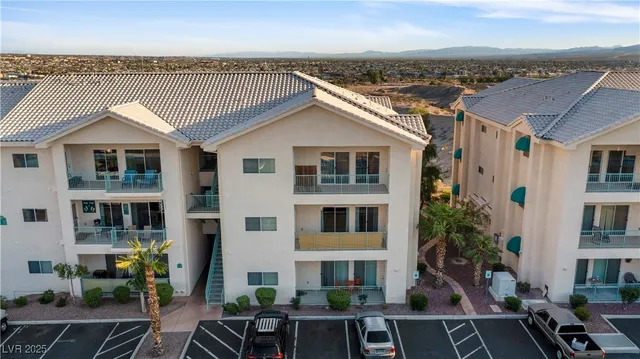 $154,900 | 3550 Bay Sands Drive, Unit 2080, Laughlin, NV 89029