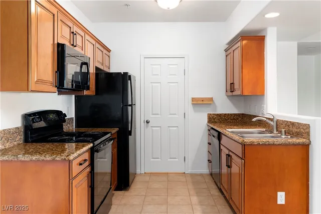 $154,900 | 3550 Bay Sands Drive, Unit 2080, Laughlin, NV 89029