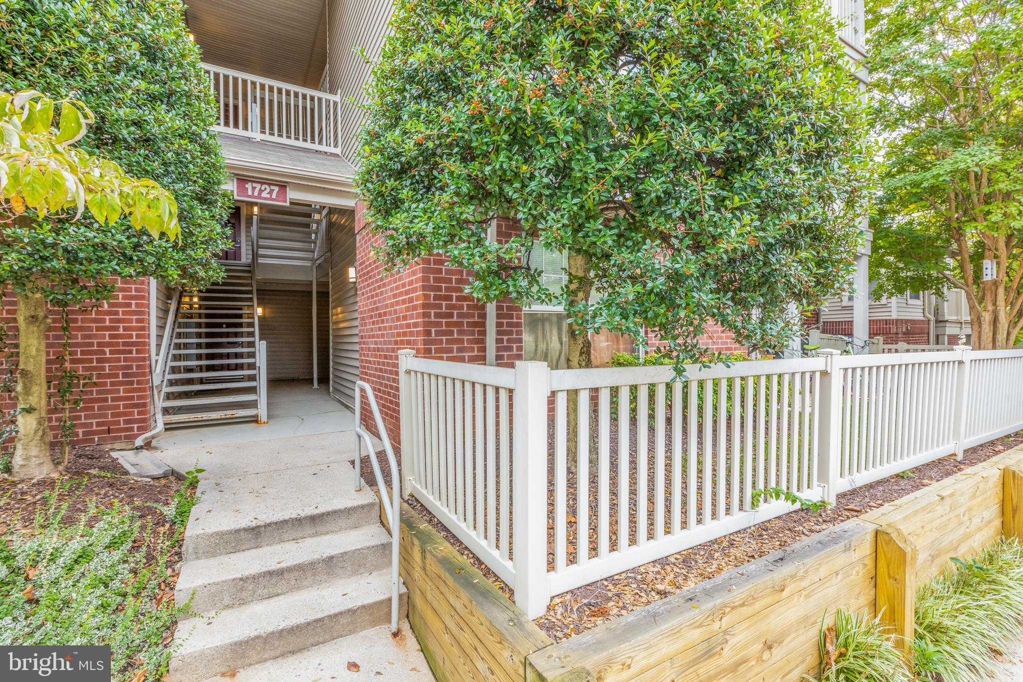 1727 Ascot Way, Unit A Reston, VA 20190 - Photo 2 of 28