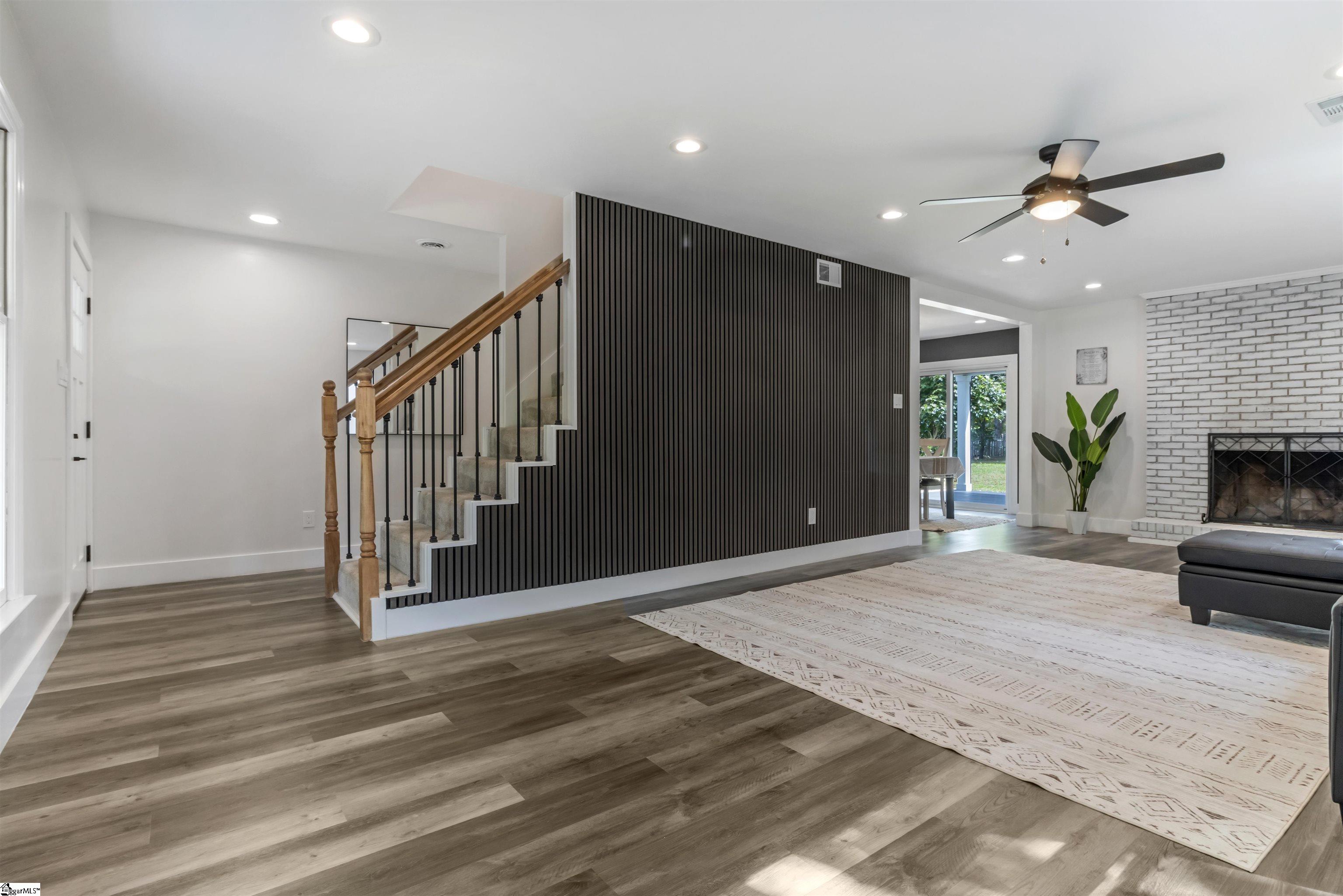 310 Sloping Meadow Drive Inman, SC 29349 - Photo 3 of 42