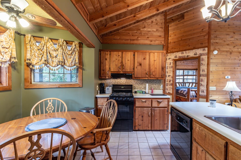 256 Nantahala Pass Road Blue Ridge, GA 30513 - Photo 20 of 30 Gallery Image 20