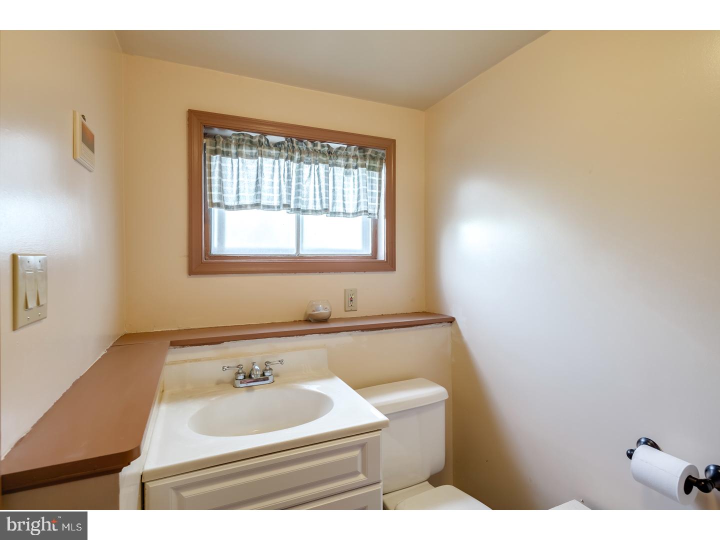 677 Spruce Road Warminster, PA 18974 - Photo 16 of 25 Half Bath