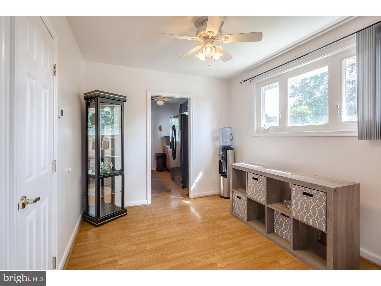 677 Spruce Road Warminster, PA 18974 - Photo 10 of 25 Dining Room