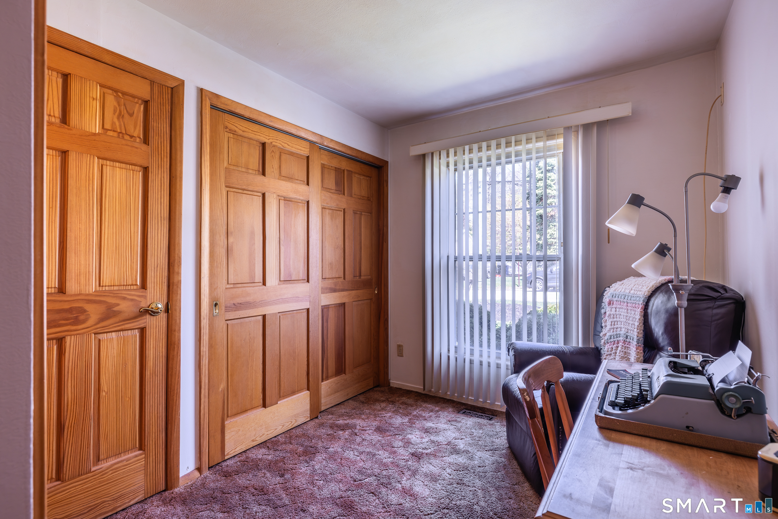 105 Bear Paw Road Bridgeport, CT 06606 - Photo 19 of 35