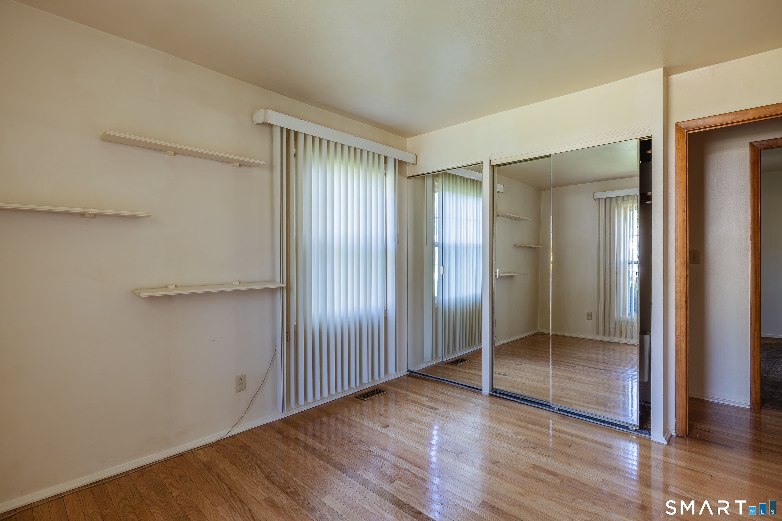 105 Bear Paw Road Bridgeport, CT 06606 - Photo 22 of 35