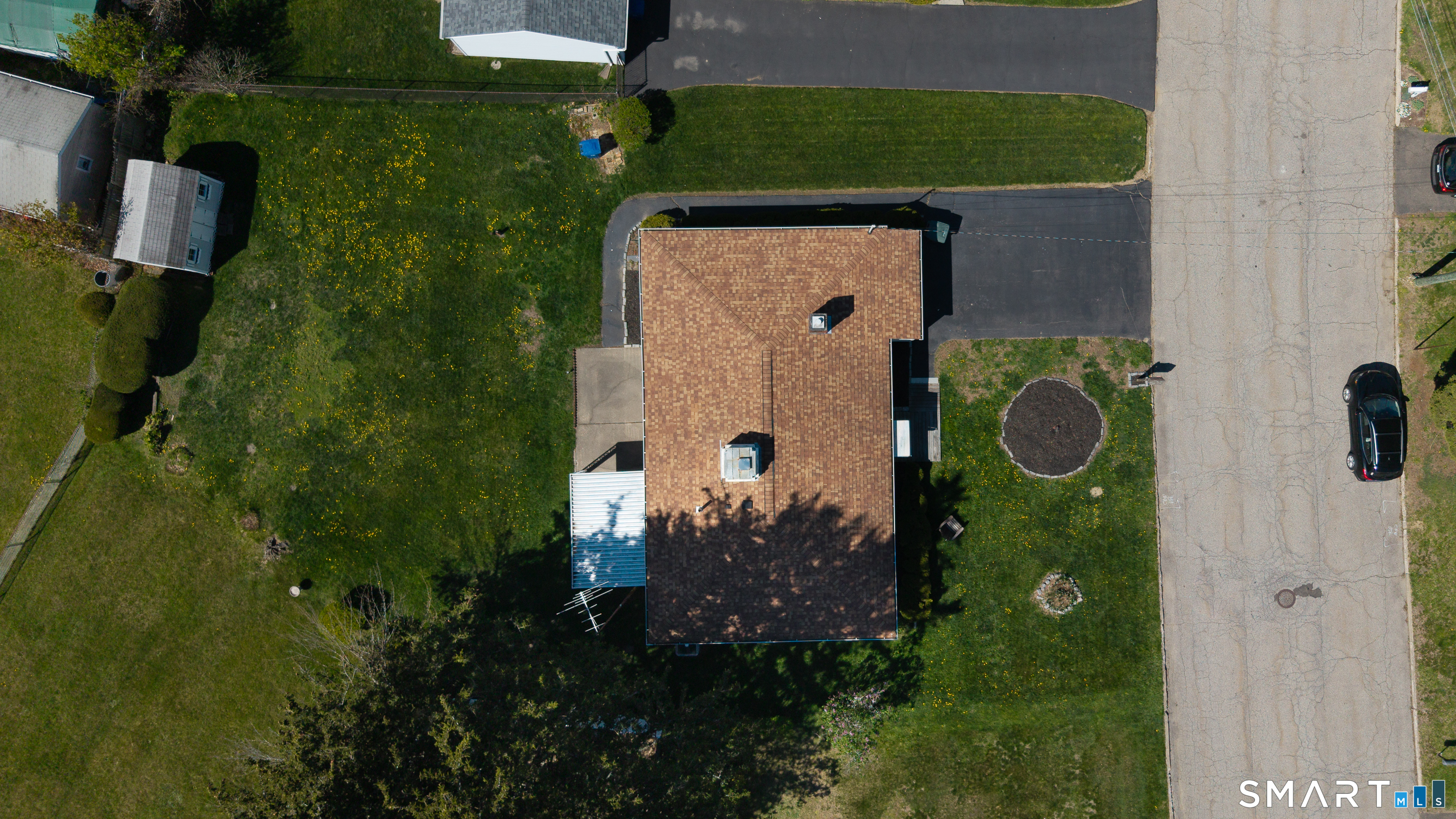 105 Bear Paw Road Bridgeport, CT 06606 - Photo 34 of 35