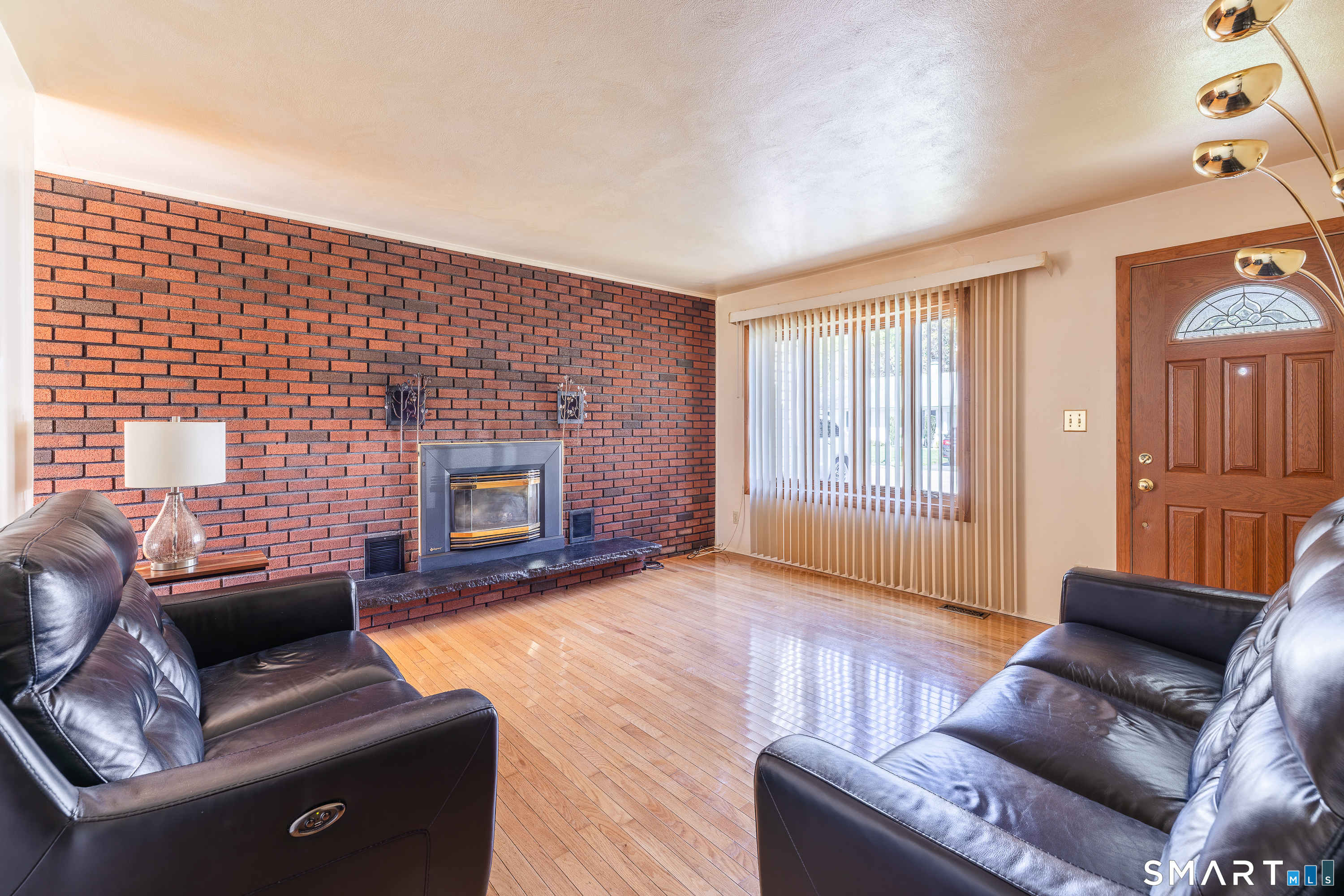 105 Bear Paw Road Bridgeport, CT 06606 - Photo 7 of 35