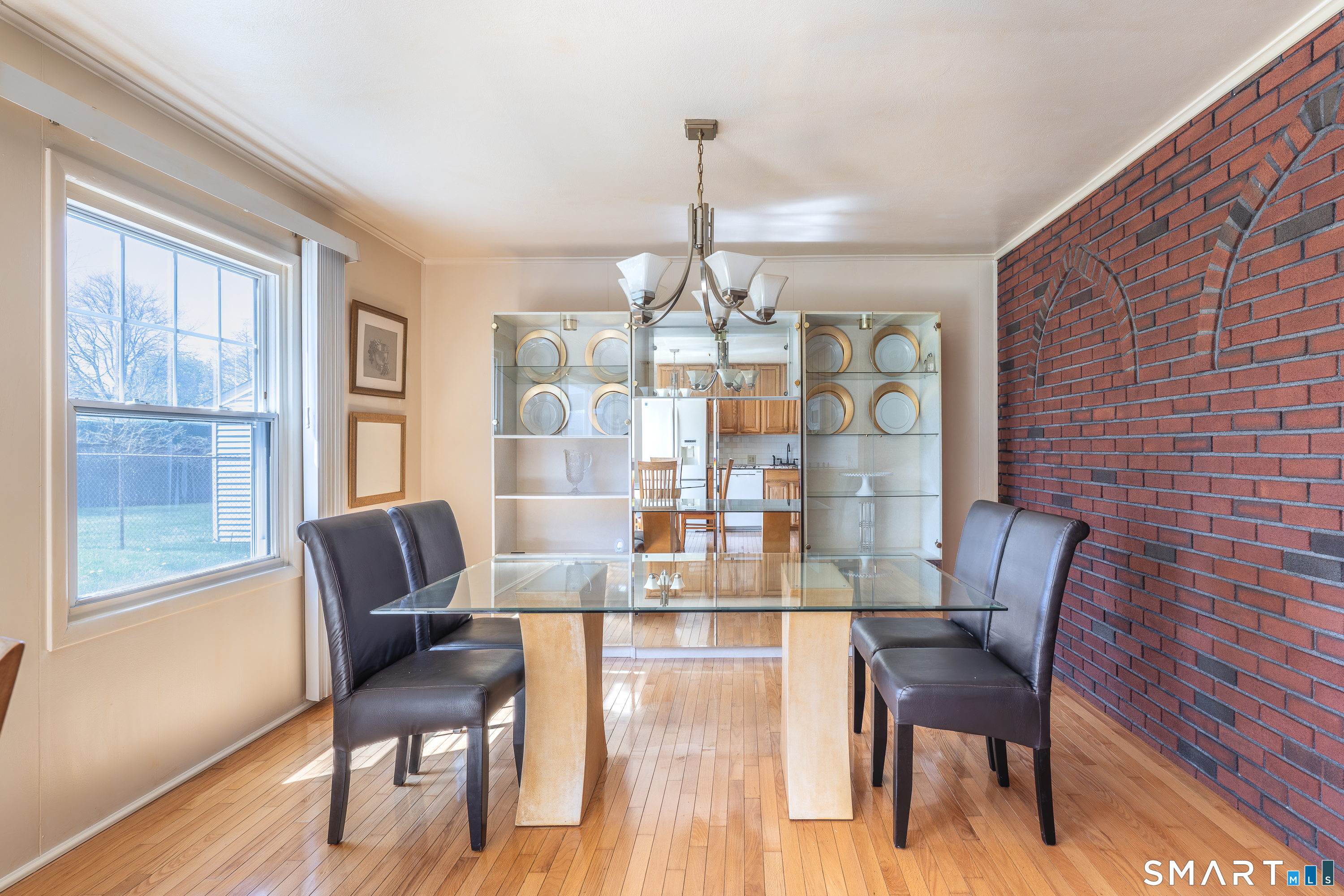 105 Bear Paw Road Bridgeport, CT 06606 - Photo 9 of 35