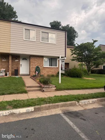 $499,000 | 858 Dogwood Court, Herndon, VA 20170