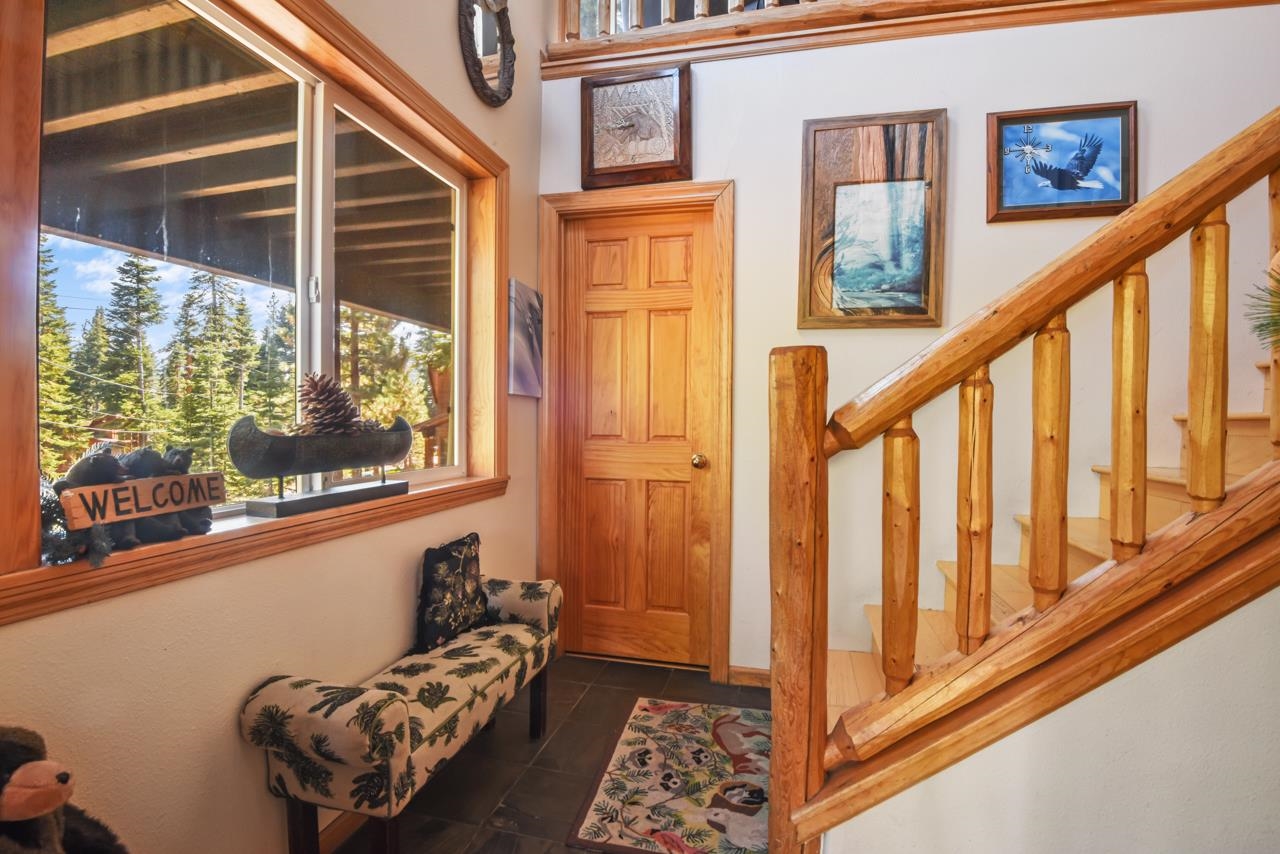3915 Summit Road Carnelian Bay, CA 96140 - Photo 3 of 28