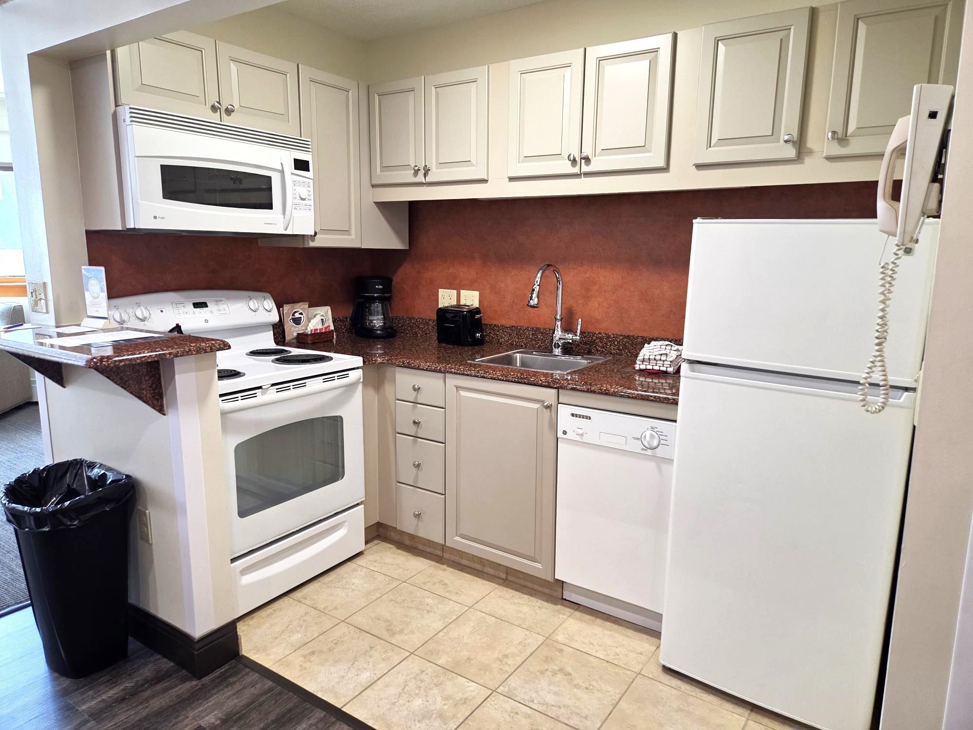 90 Loon Mountain Road, Unit 1030B Lincoln, NH 03251 - Photo 5 of 42