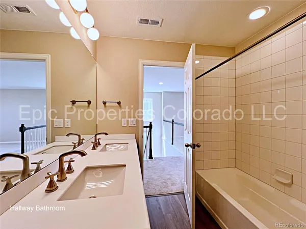 $3,350 | 24231 East 40th Avenue, Aurora, CO 80019