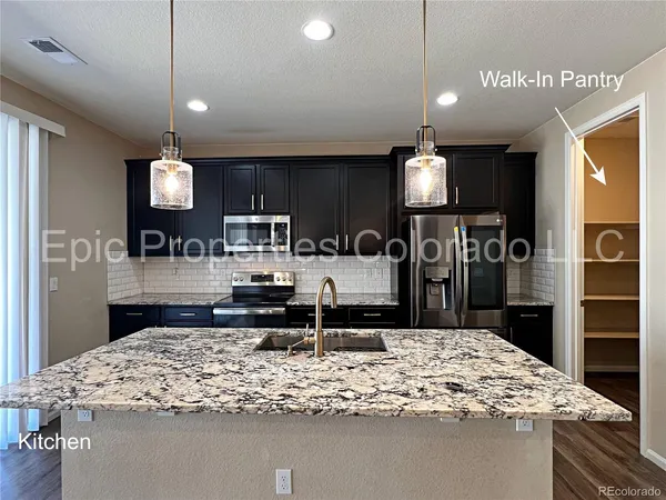 $3,350 | 24231 East 40th Avenue, Aurora, CO 80019