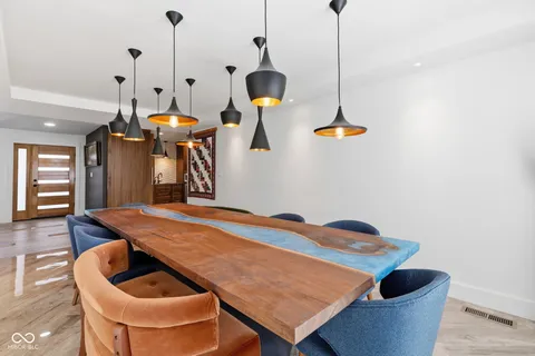 $899,000 | 1217 Willow Way, Noblesville, IN 46062