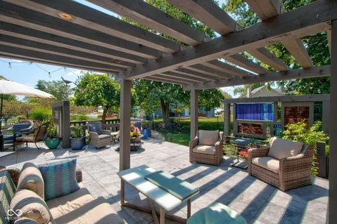 $899,000 | 1217 Willow Way, Noblesville, IN 46062