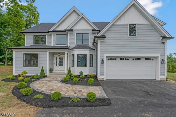 $1,395,000 | 752 Valley Road, Gillette, NJ 07933