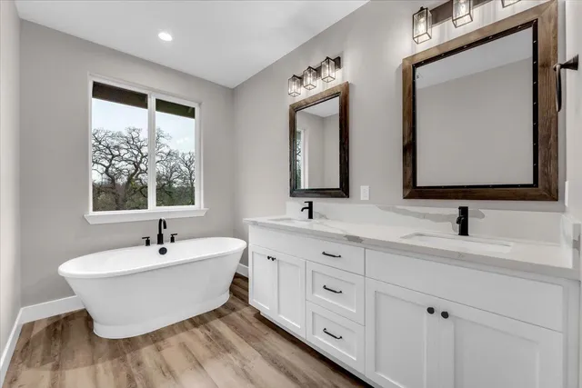 $435,000 | 22546 River View Drive, Cottonwood, CA 96022