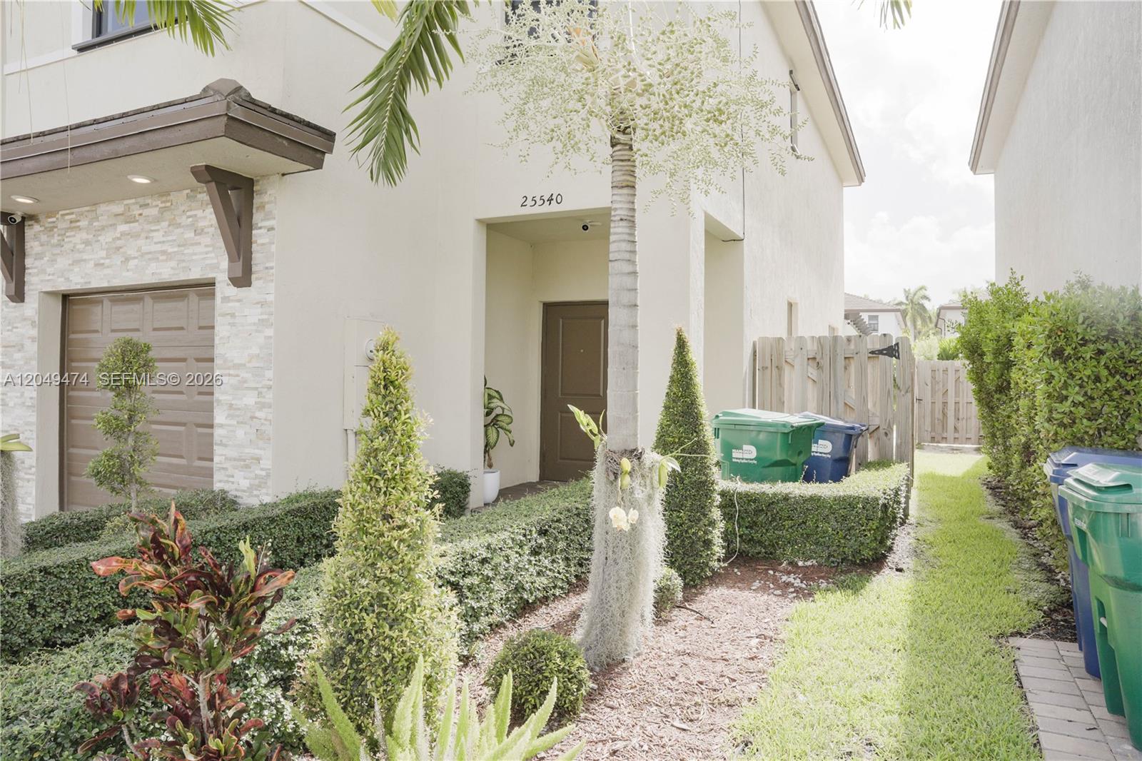 25540 Southwest 108th Court Homestead, FL 33032 - Photo 2 of 41