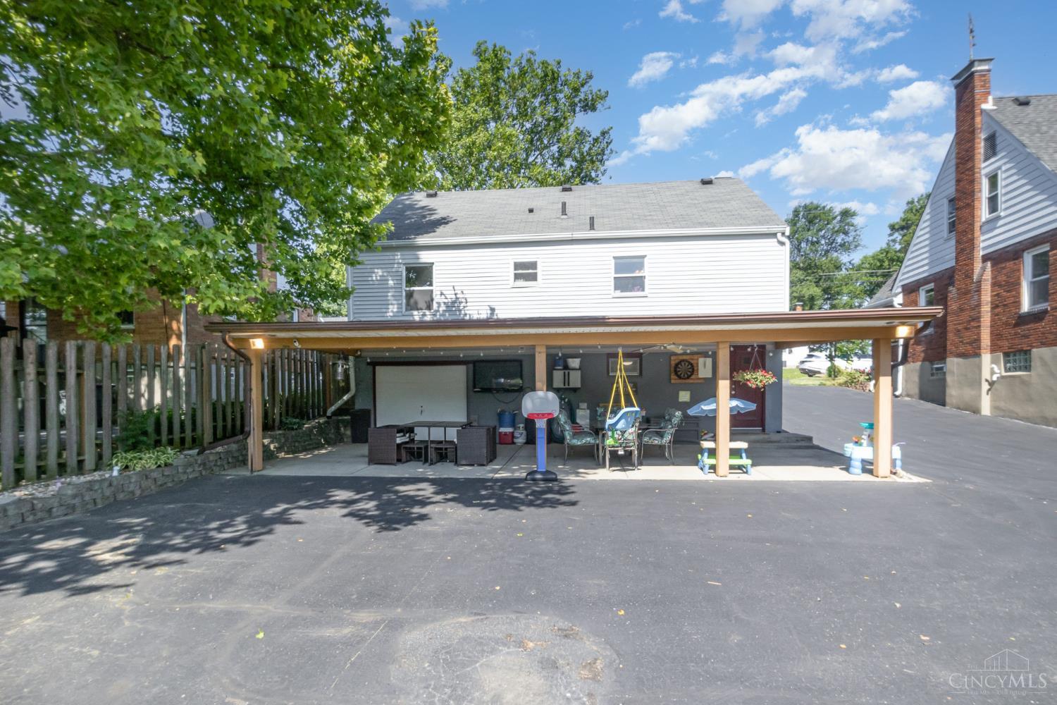3754 Eyrich Road Cincinnati, OH 45248 - Photo 15 of 17