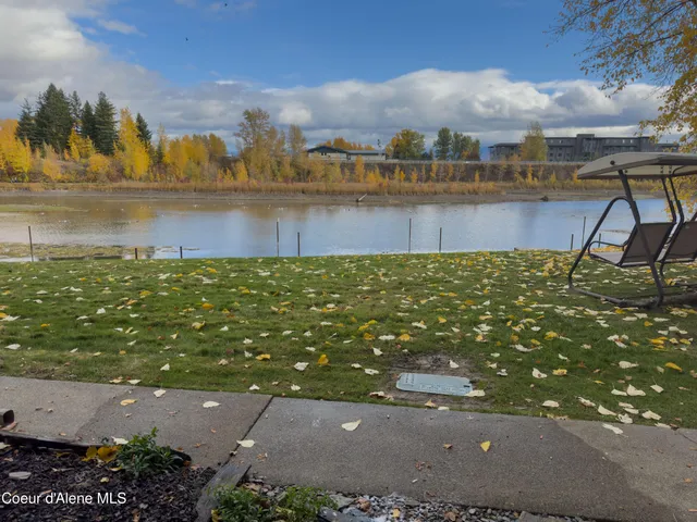 $529,999 | 720 North 3rd Avenue, Unit 9, Sandpoint, ID 83864