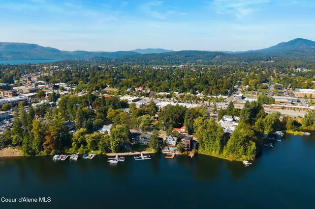 $529,999 | 720 North 3rd Avenue, Unit 9, Sandpoint, ID 83864