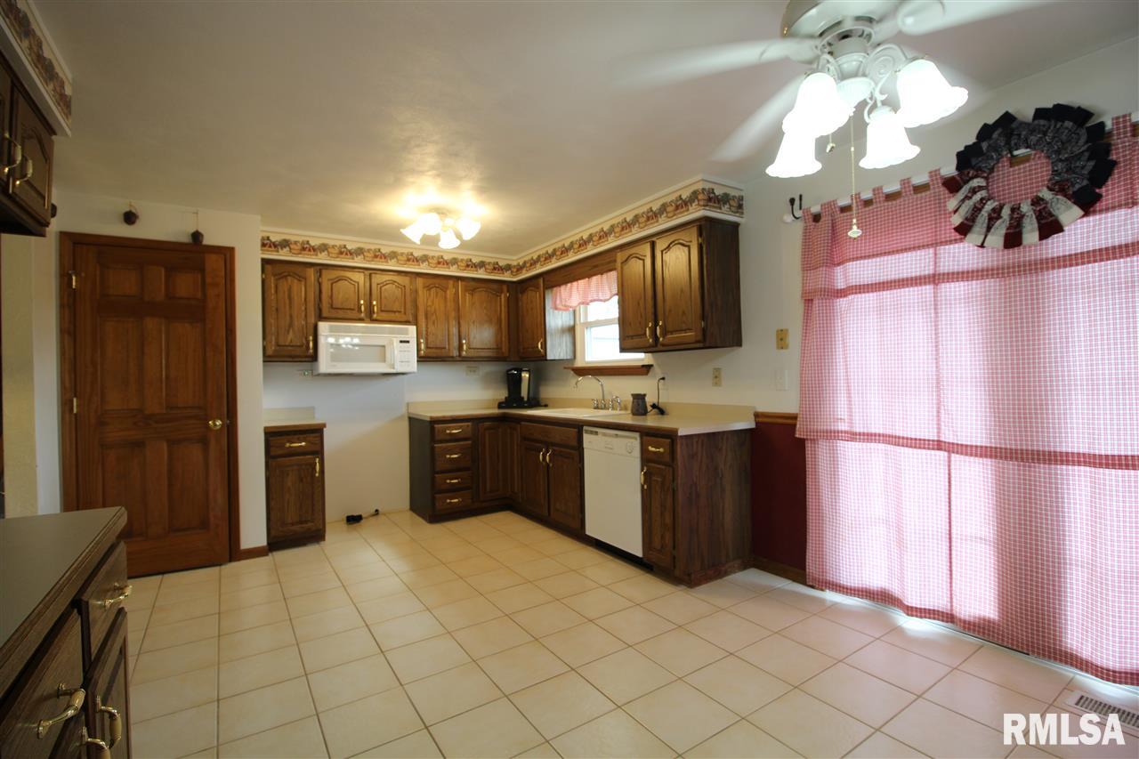 1457 Lourdes Road Metamora, IL 61548 - Photo 13 of 36