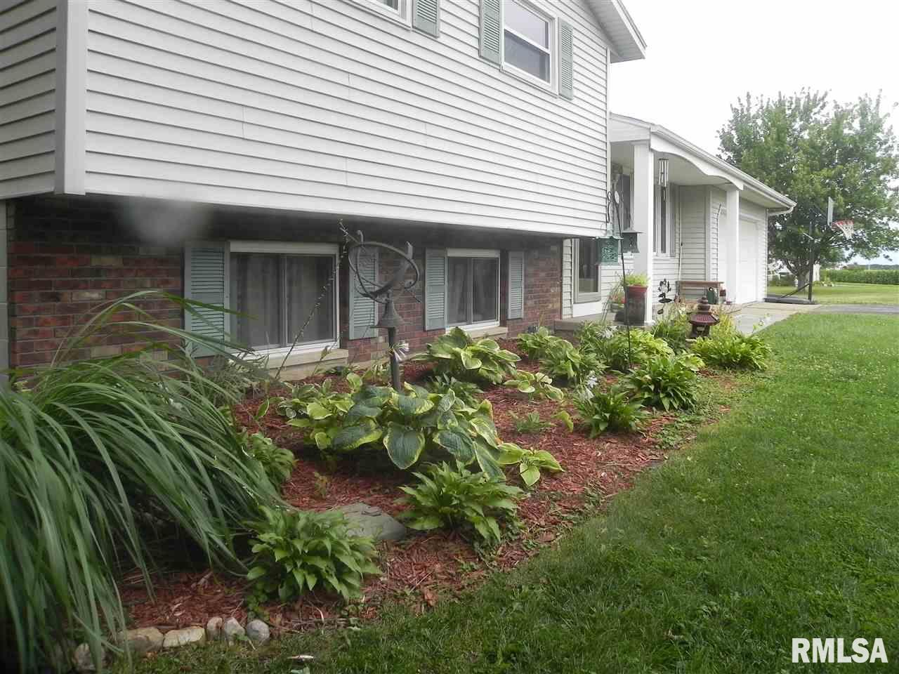 1457 Lourdes Road Metamora, IL 61548 - Photo 9 of 36
