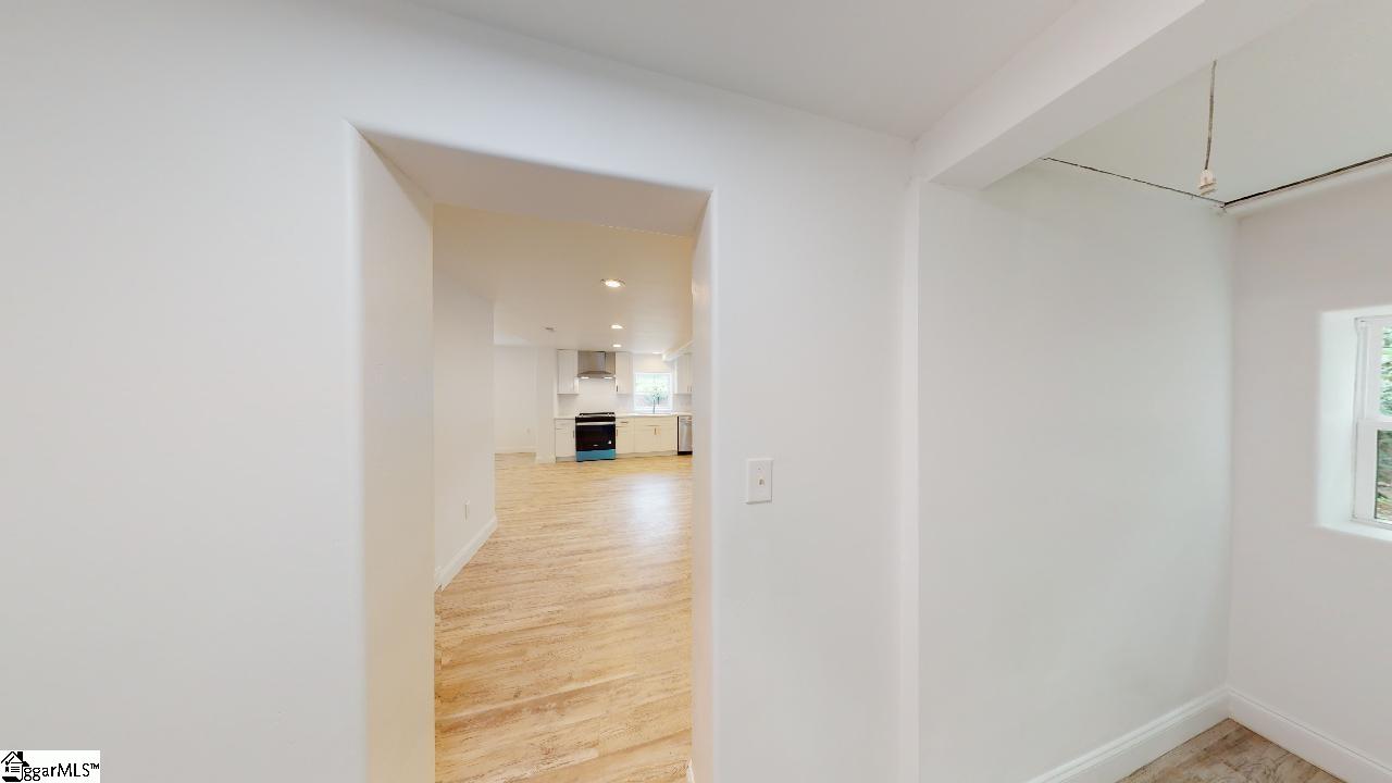 8 Vehorn Street Inman, SC 29349 - Photo 15 of 32