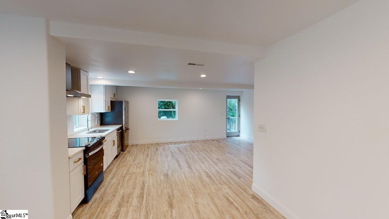 8 Vehorn Street Inman, SC 29349 - Photo 5 of 32