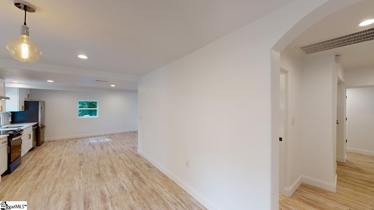 8 Vehorn Street Inman, SC 29349 - Photo 6 of 32