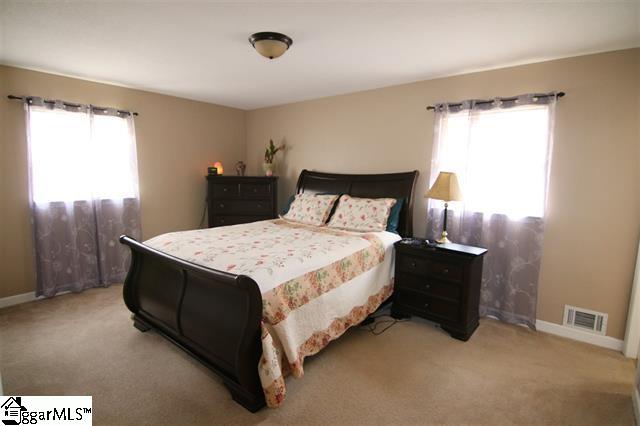 124 Timberlake Drive Inman, SC 29349 - Photo 8 of 23