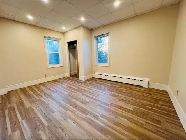 $2,300 | 312 Waseca Avenue, Unit 1, Barrington, RI 02806