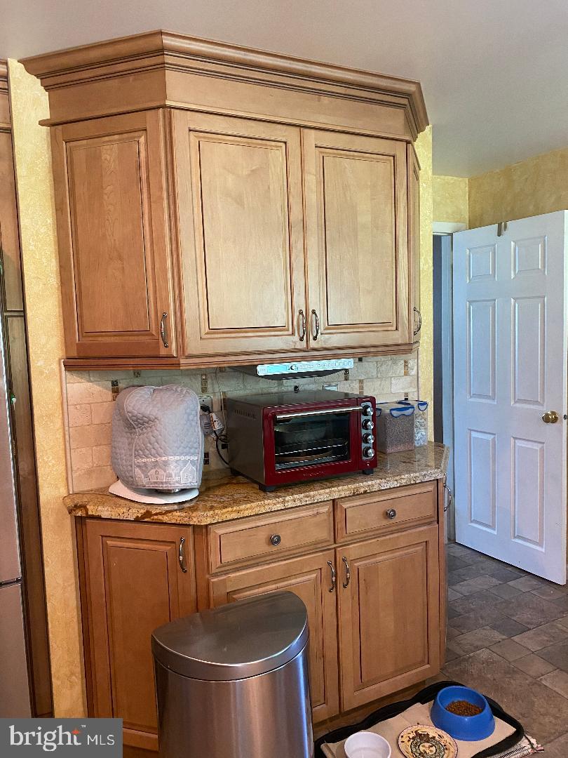3790 Burns Road Huntingdon Valley, PA 19006 - Photo 8 of 21 Gallery Image 8