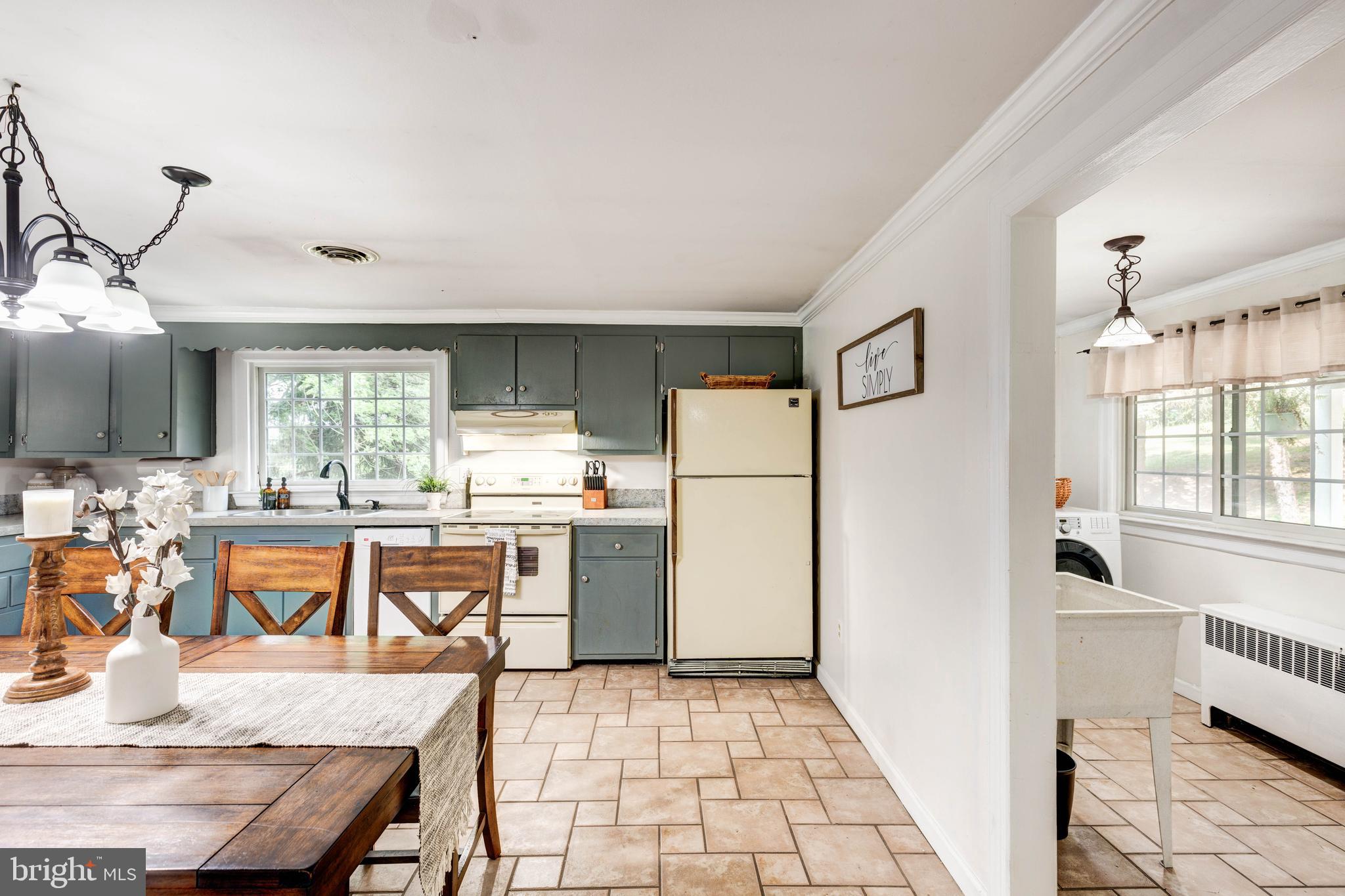 2100 Cape Horn Road Hampstead, MD 21074 - Photo 20 of 49 Kitchen