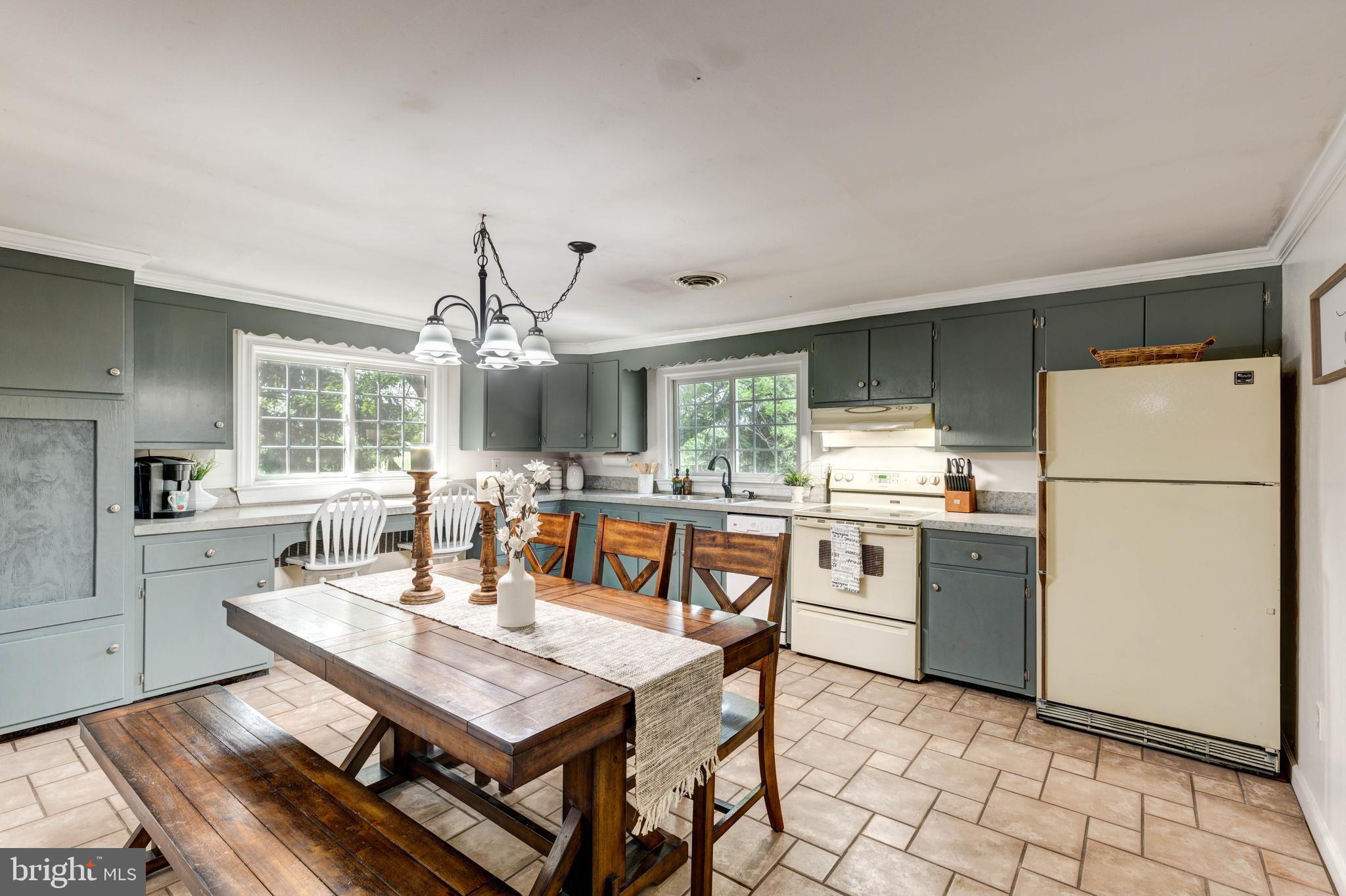 2100 Cape Horn Road Hampstead, MD 21074 - Photo 22 of 49 Kitchen
