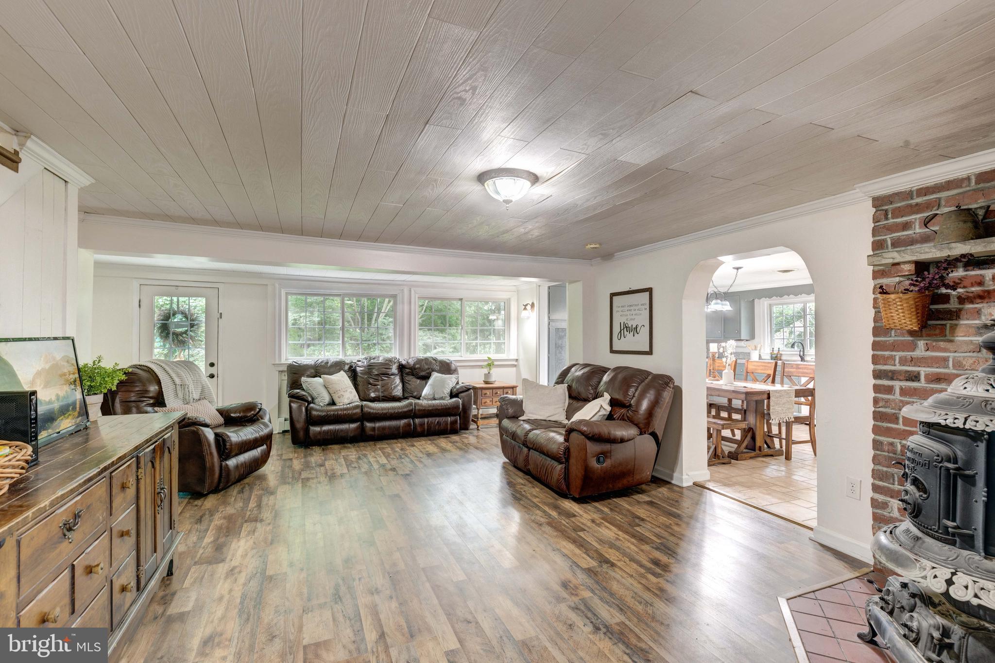 2100 Cape Horn Road Hampstead, MD 21074 - Photo 26 of 49 Living Room