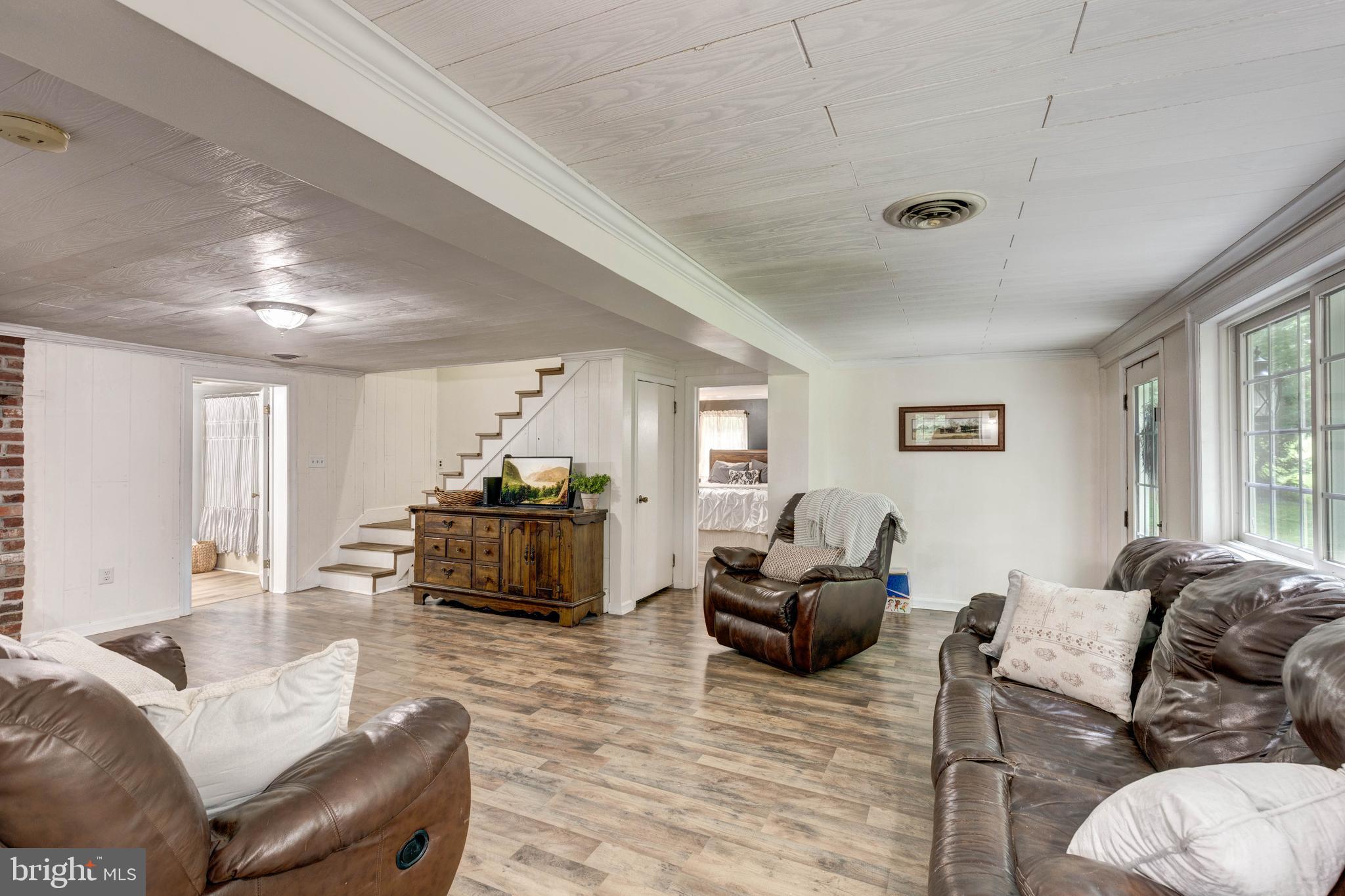 2100 Cape Horn Road Hampstead, MD 21074 - Photo 27 of 49 Living Room