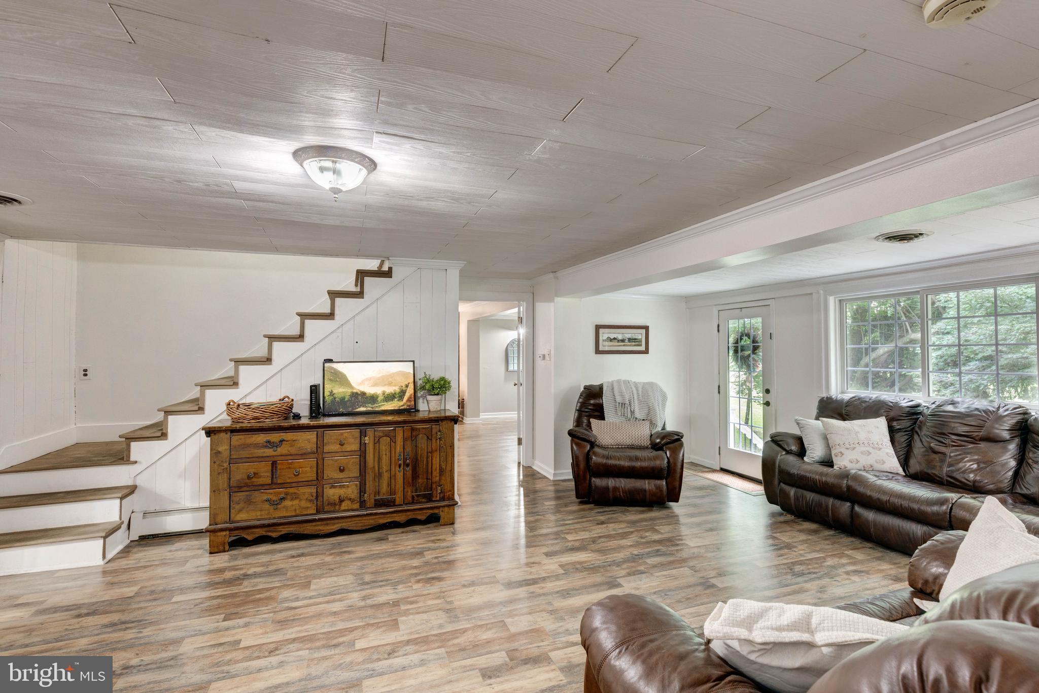 2100 Cape Horn Road Hampstead, MD 21074 - Photo 29 of 49 Living Room