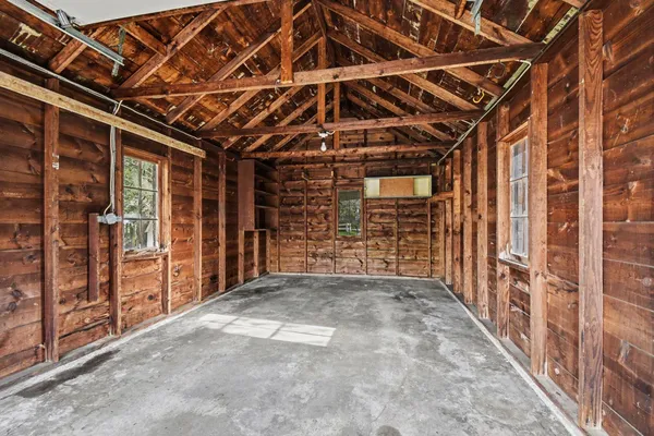 $489,900 | 623 East Central Avenue, Zeeland, MI 49464