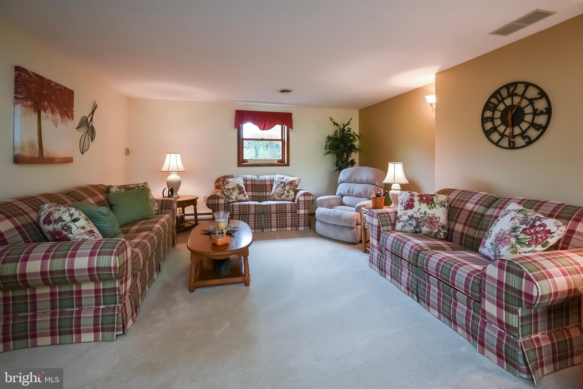 193 Heffner Road Royersford, PA 19468 - Photo 22 of 35 Family room
