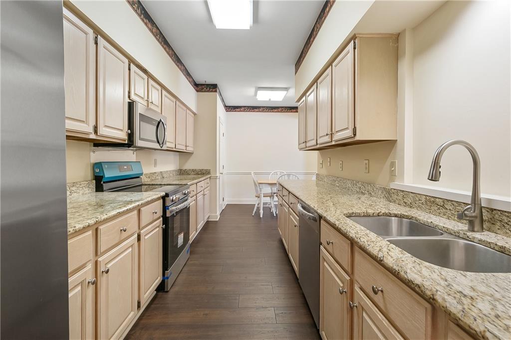 800 Rue Rampart, Unit 230 Metairie, LA 70005 - Photo 11 of 23