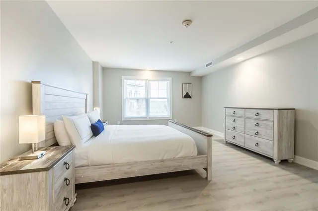 $649,900 | 205 Lakeshore Drive, Unit 417, Canandaigua City, NY 14424