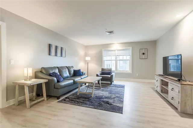 $649,900 | 205 Lakeshore Drive, Unit 417, Canandaigua City, NY 14424