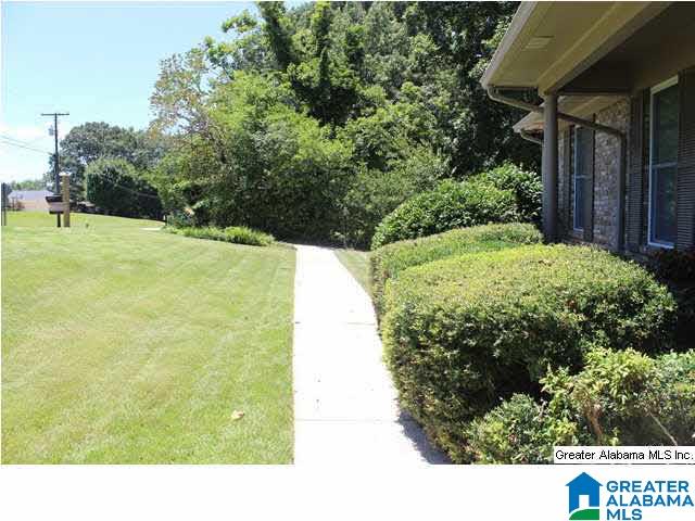 203 Tomahawk Trail Anniston, AL 36206 - Photo 6 of 31